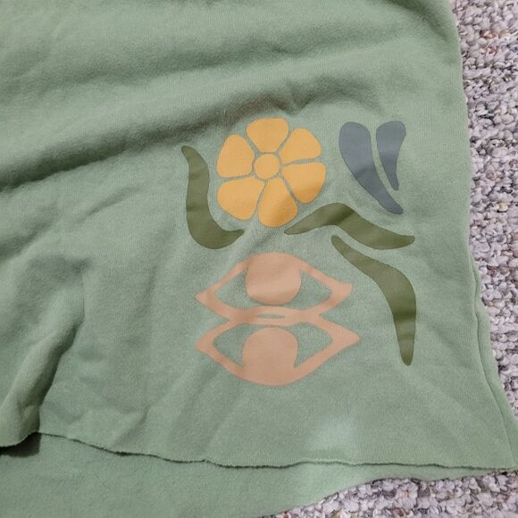Desert Dreamer Green Shorts Size XXL Graphic Loungewear NWOT - Picture 3 of 4